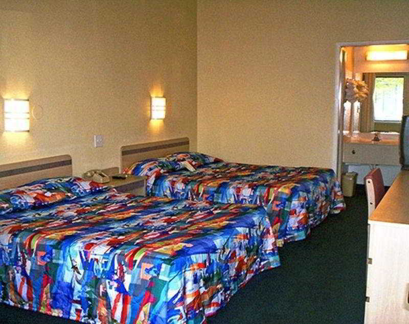 Super 8 By Wyndham Aberdeen Southern Pines Zewnętrze zdjęcie